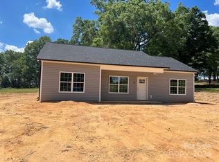 223 S Hampton St, Jefferson, SC 29718
