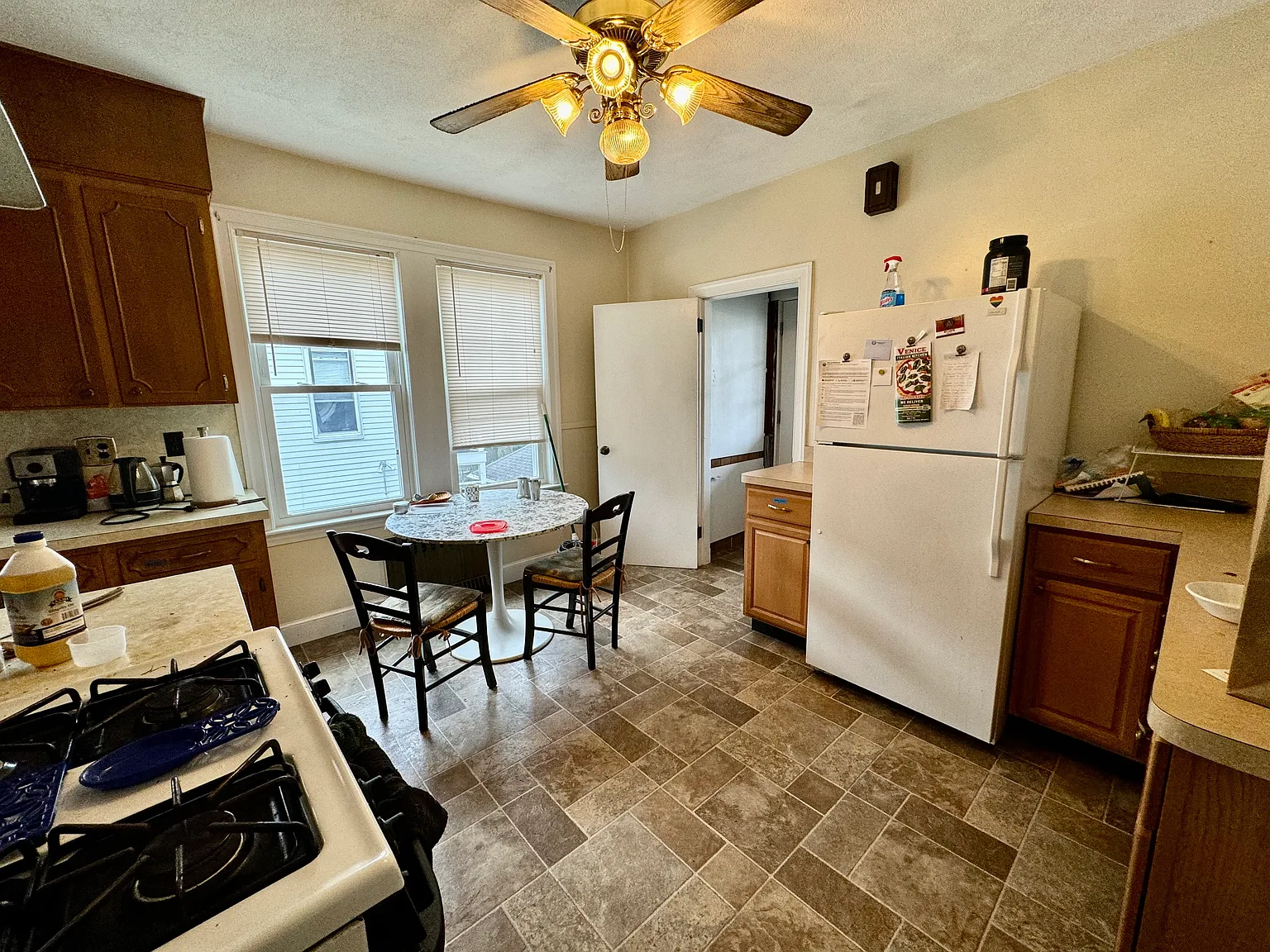 4 bed, 1500 sqft, $3,800 — Photo 3