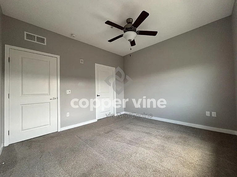 4100 N Albion St #522 — Photo 13
