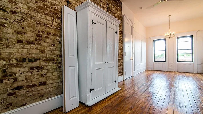 Rented by Nooklyn NYC LLC | media 6