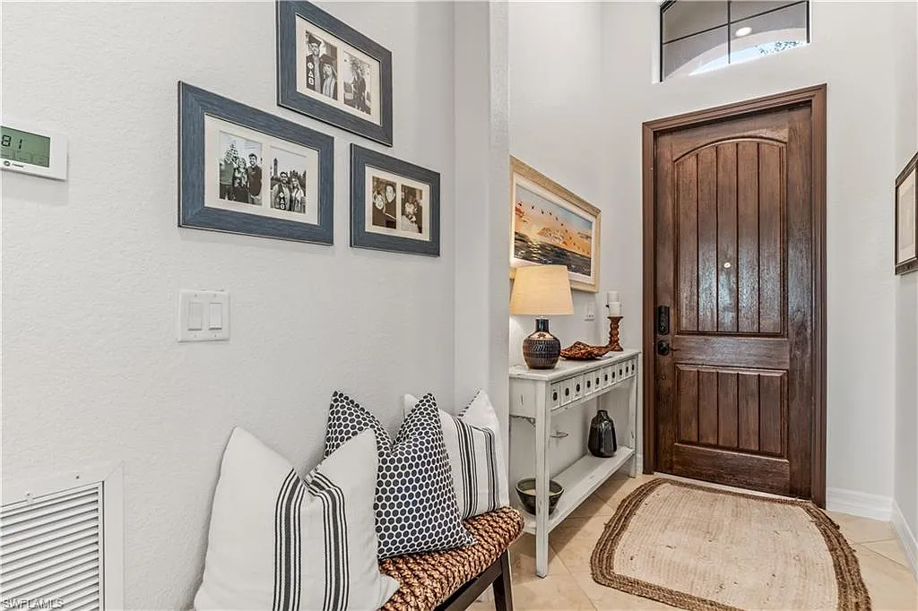 4 bed, 3.0 bath, 2271 sqft, $15,000 — Photo 3