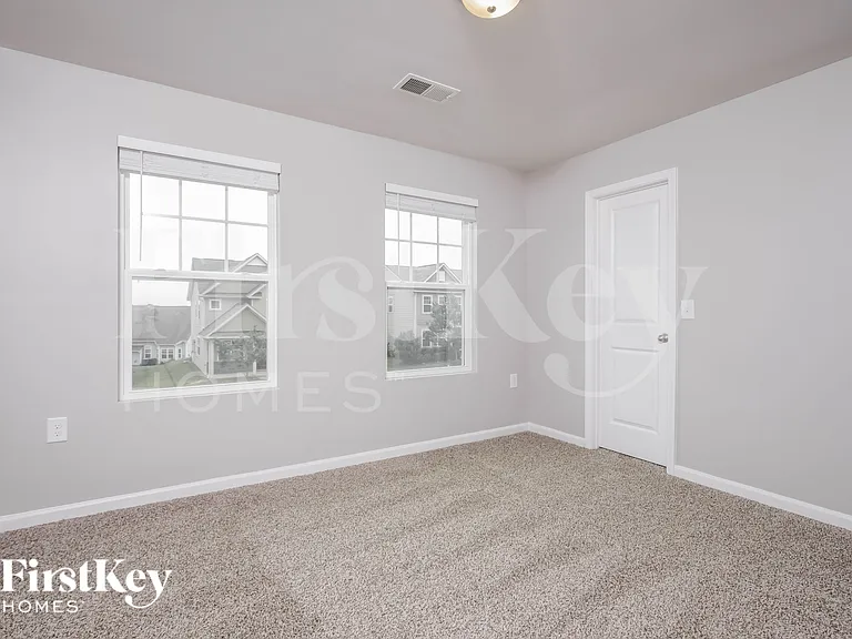 636 Starry Sky Dr — Photo 16