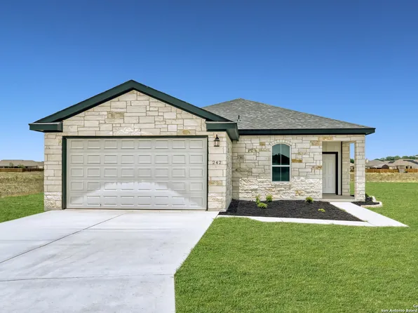 242 COLONIAL LN, La Vernia, TX 78121