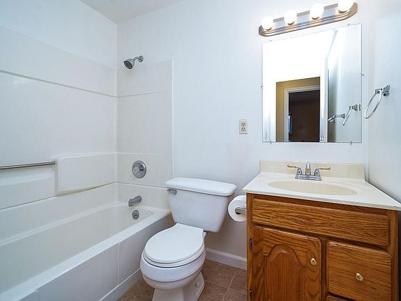 5th image of 1121 Peidmont Dr