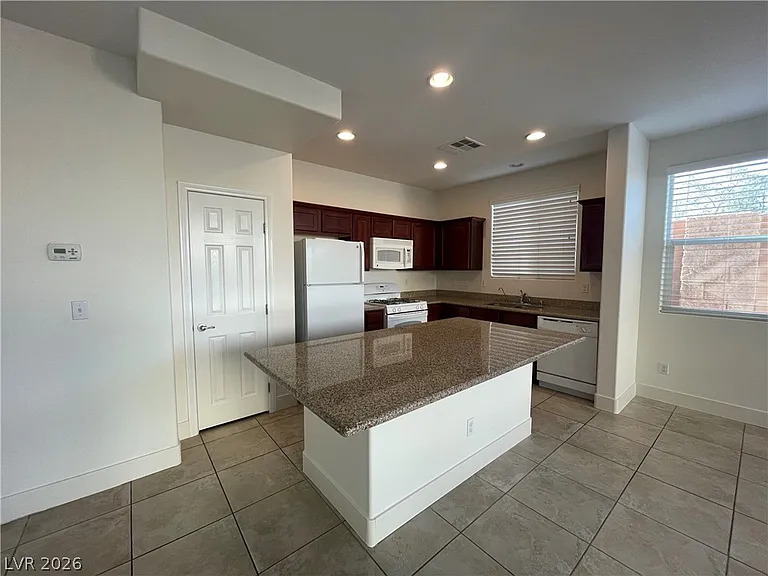 8524 Pitney Ave — Photo 5