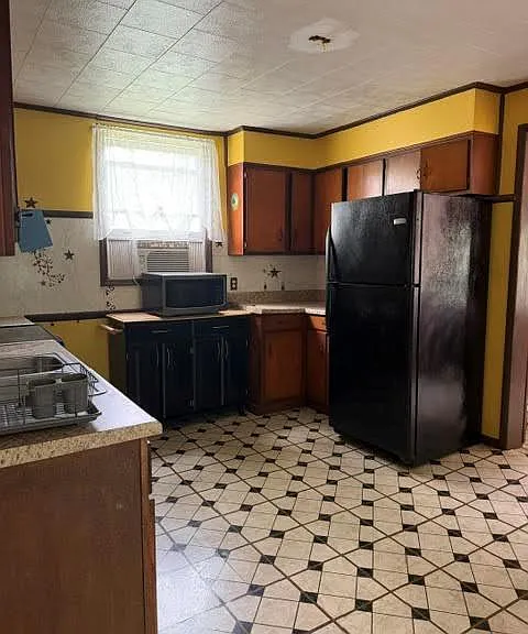 79 Lovers Ln — Photo 9