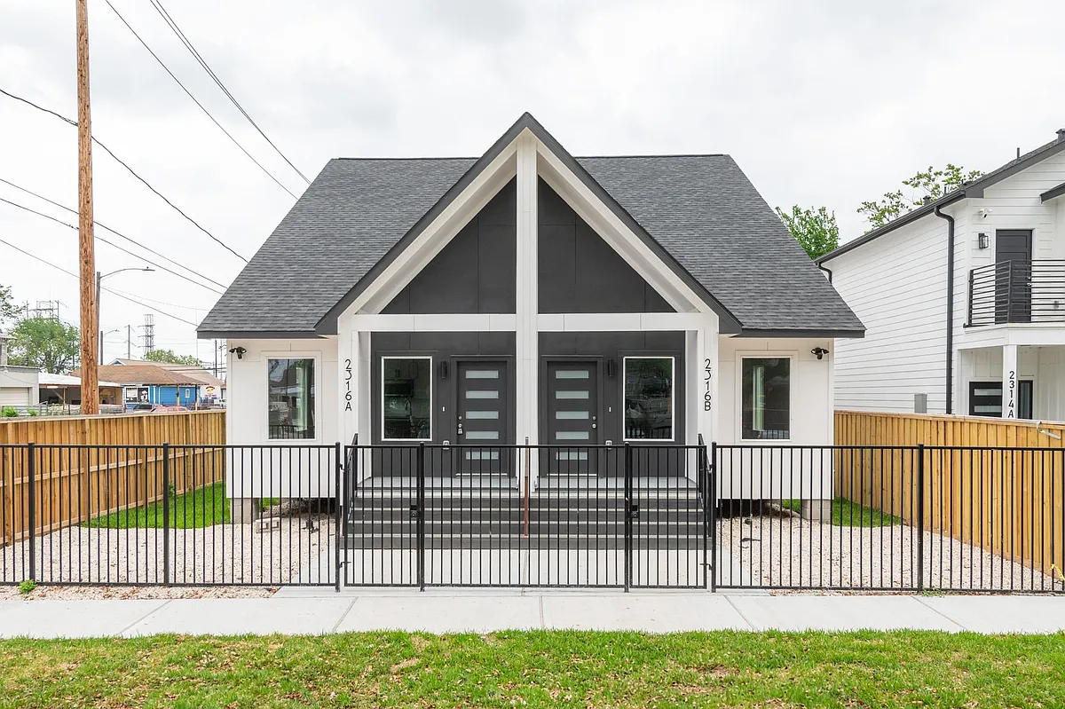 Building Photo - 2316 McKee St #A