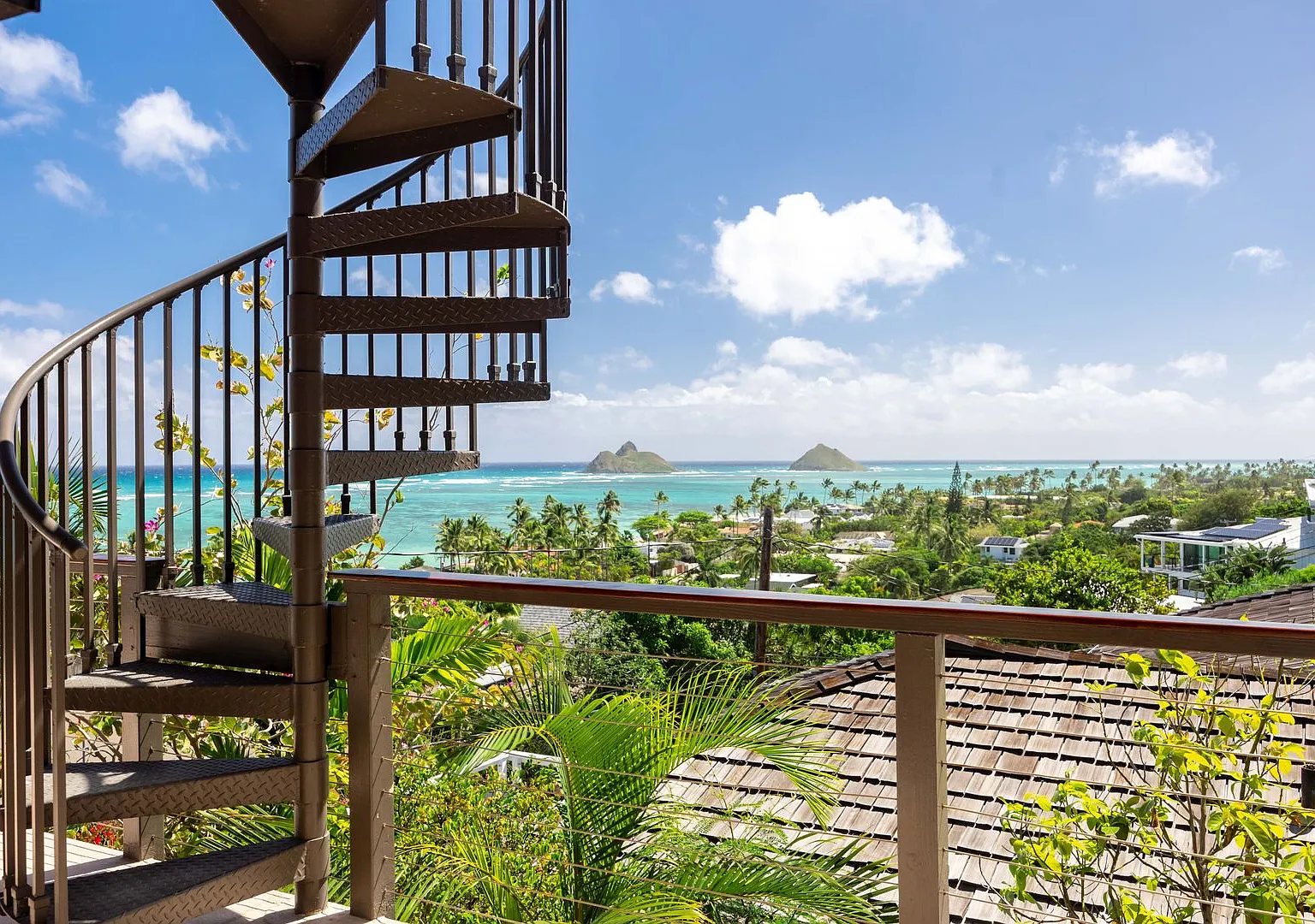 Available Now ! Lanaikai - Furnished home with a view | 612 Month Lease** — Photo 4