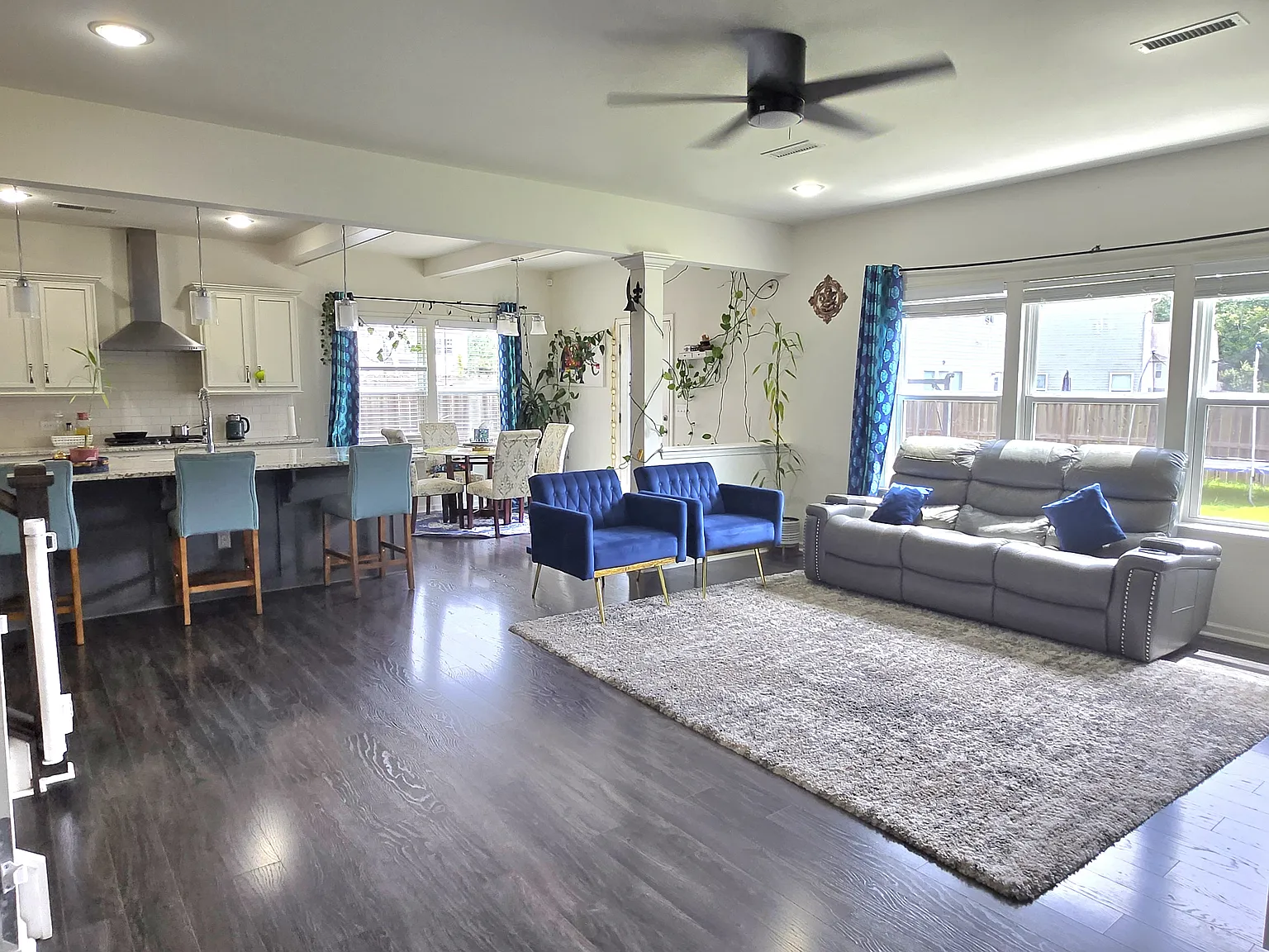 5 bed, 2950 sqft, $3,250 — Photo 3