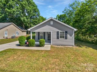 905 Brookdale St, Kannapolis, NC 28083