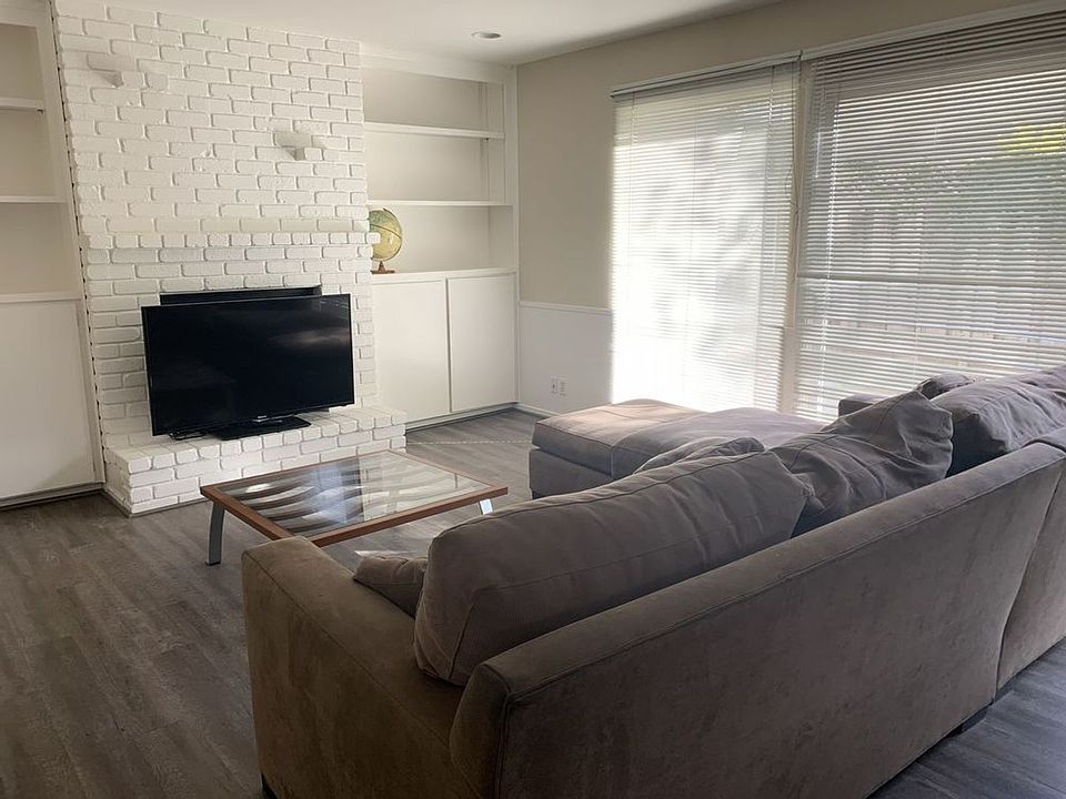 1st image of 108 Pope St