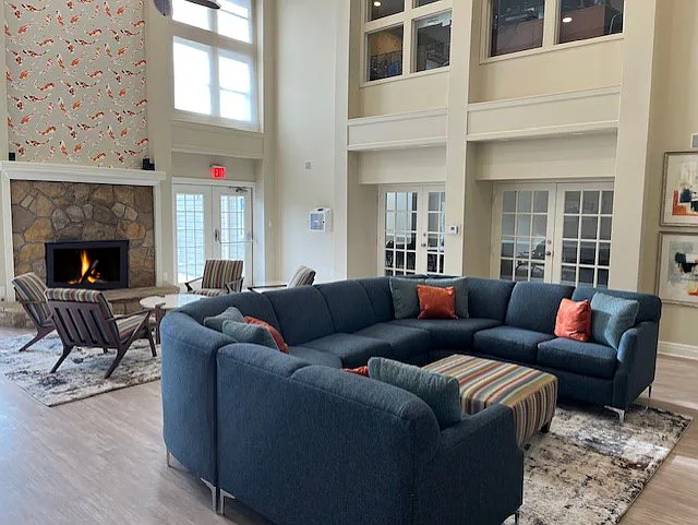 Monroeville Apartments at Belmont Ridge — Photo 21