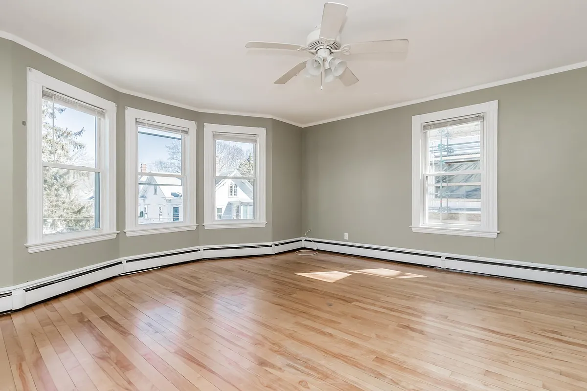Building Photo - 30 Cutts Ave #3