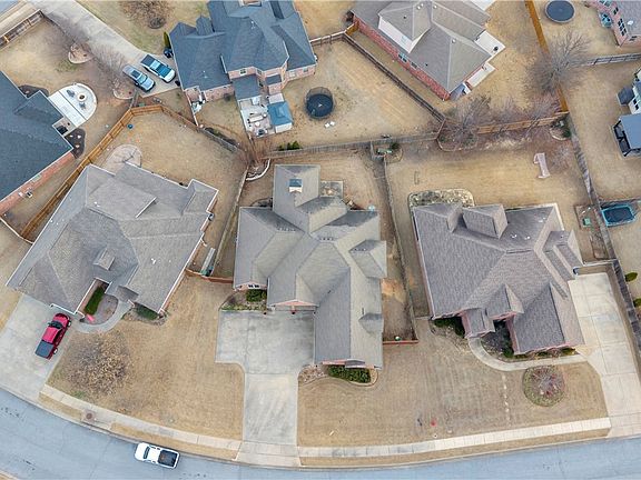 4th image of 6507 S Timber Ridge Dr