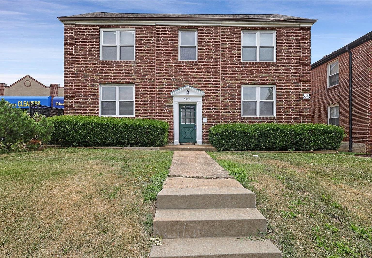 6928 Chippewa St Saint Louis MO 63109 Zillow