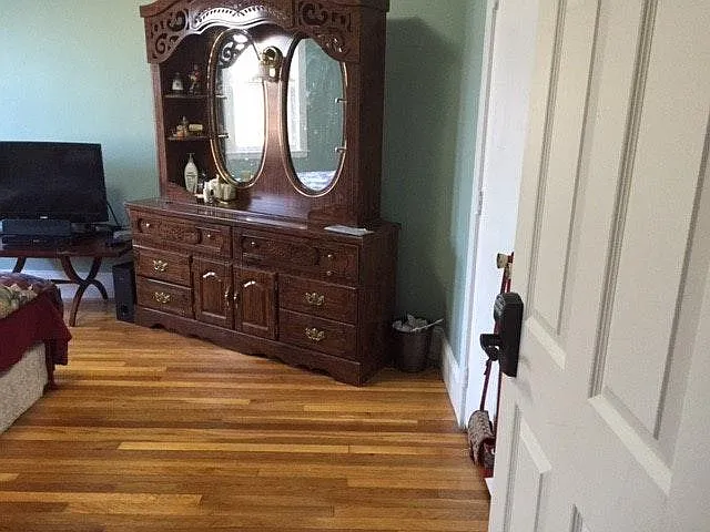 130 Sutherland Rd #5 — Photo 6