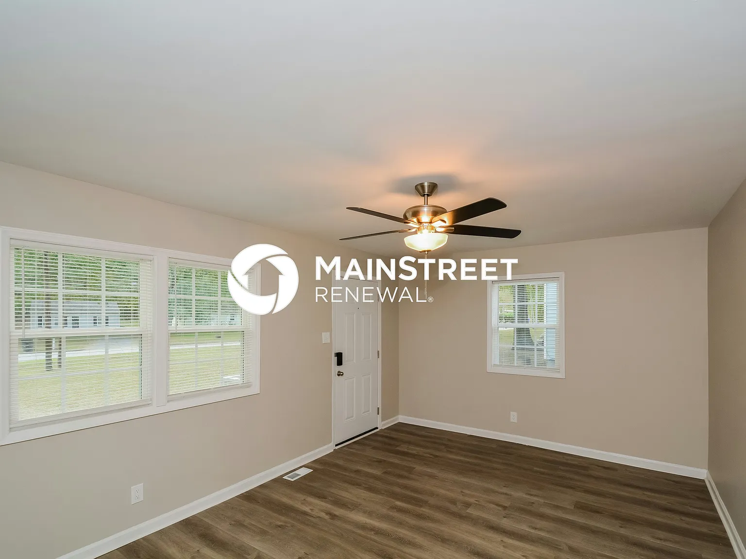 189 Lawndale Ave — Photo 3