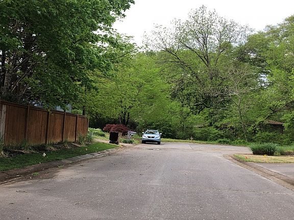 4th image of 3510 Runnymeade Dr