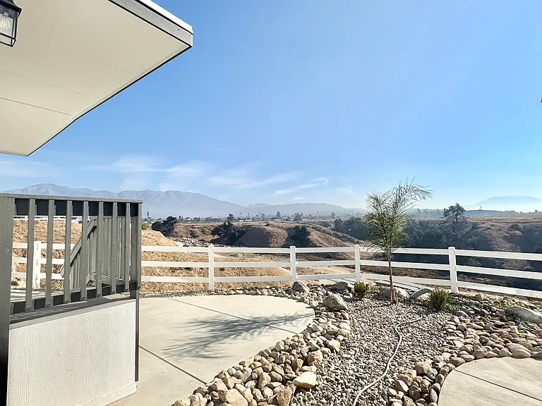 1134 Villa Calimesa Ln — Photo 14