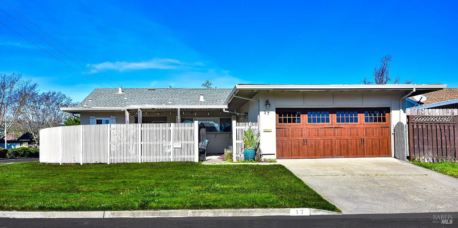 17 Temelec Circle - Photo 3