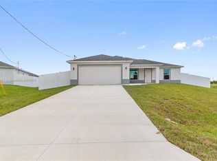 8022 Melody Cir, Labelle, FL 33935
