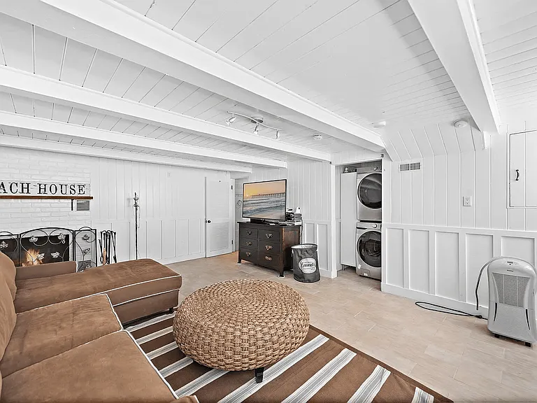 129 McAulay Pl — Photo 23