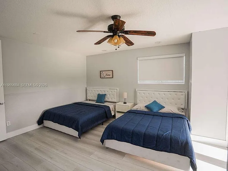 901 SW 121st Ave — Photo 11