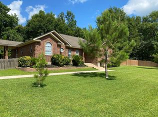 1525 Memory Ln, Diboll, TX 75941