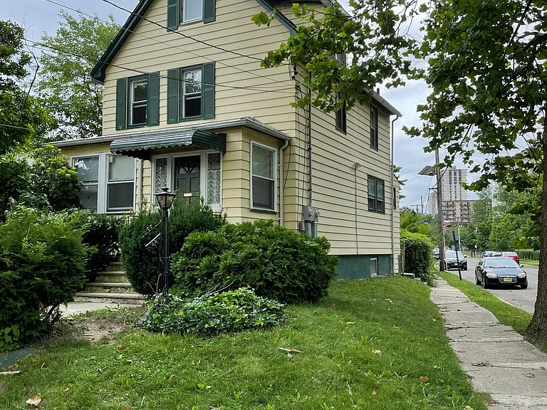 277 James St #1 — Photo 2