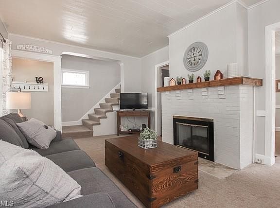 4th image of 1643 Elbur Ave