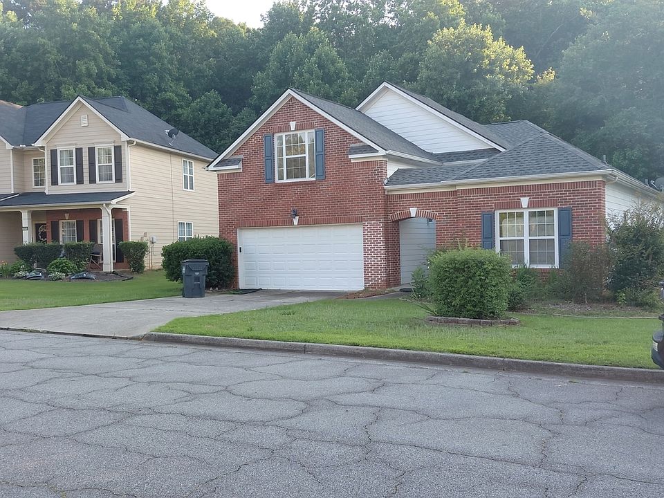 1st image of 3374 Palm Cir NW