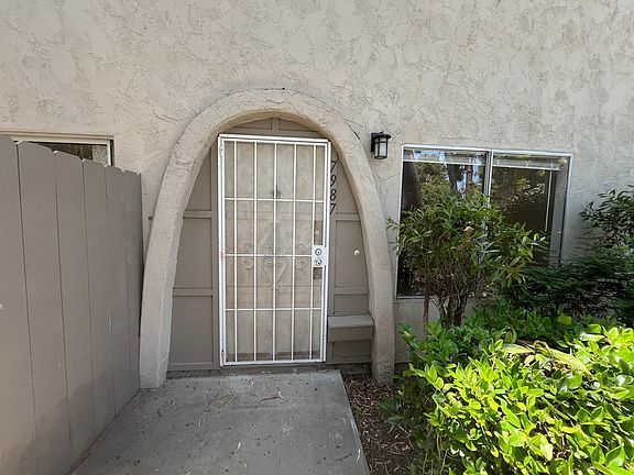 3rd image of 7987 Camino Huerta