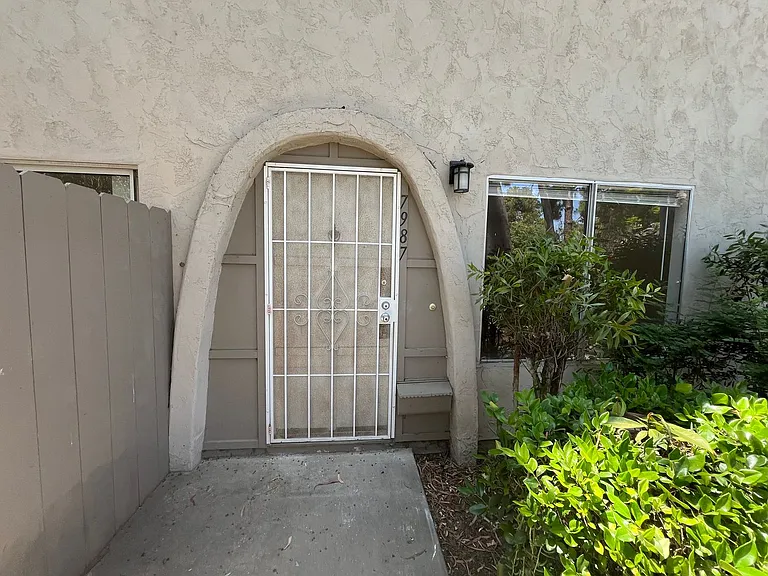 7987 Camino Huerta — Photo 3
