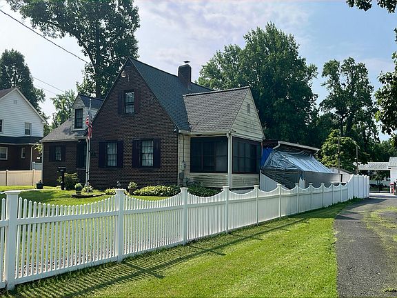 2nd image of 1125 E Park Ave