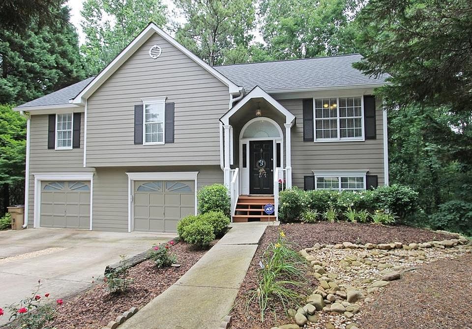 1st image of 805 Rose Creek Walk