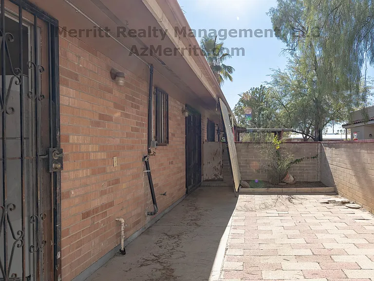3673 E Bermuda St — Photo 11