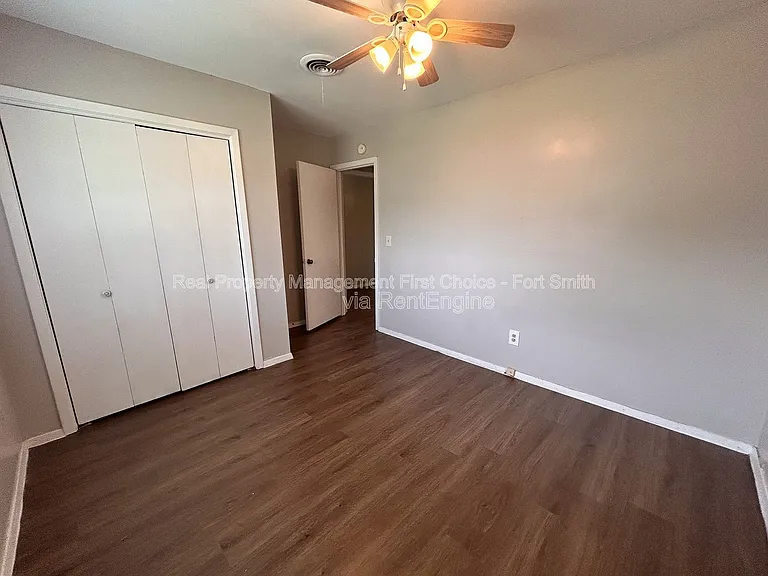 6315 Crimson Ave — Photo 14