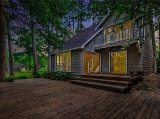 31460 River Pines Dr, Springfield, LA 70462