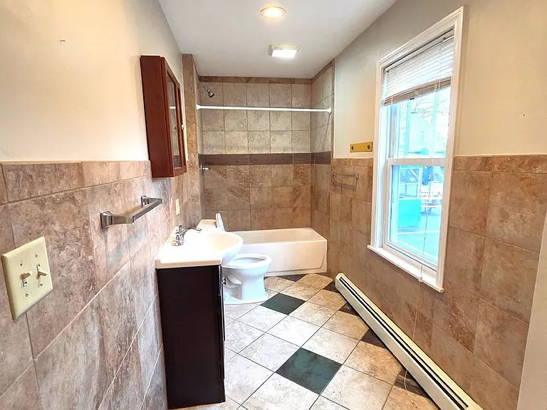 1336-1340 Cranston Street — Photo 6
