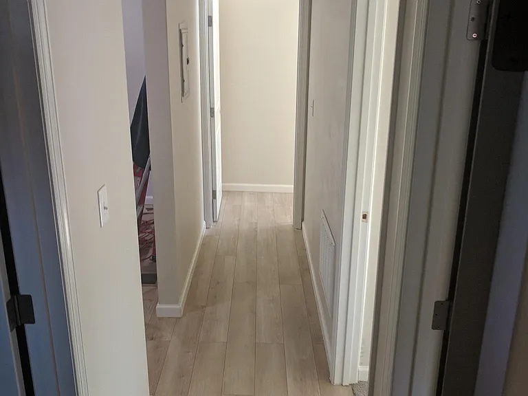 1925 Hackett Ave #1 — Photo 12