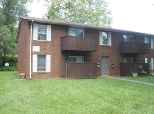 Apache Dr, Collinsville, IL 62234