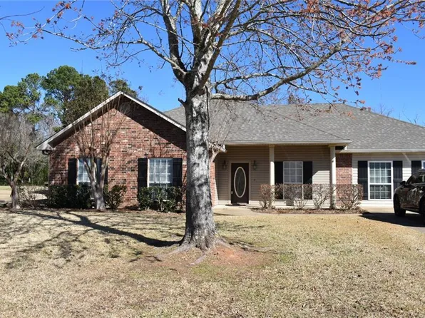 828 Whitfield Dr, Natchitoches, LA 71457