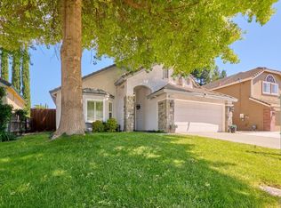 919 Cedar Brook Ln, Vacaville, CA