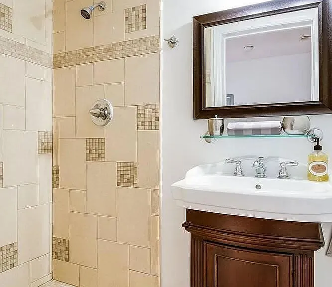 748 N La Jolla Ave — Photo 19
