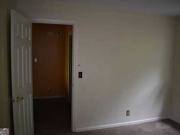 4375 Barrington Pl — Photo 23