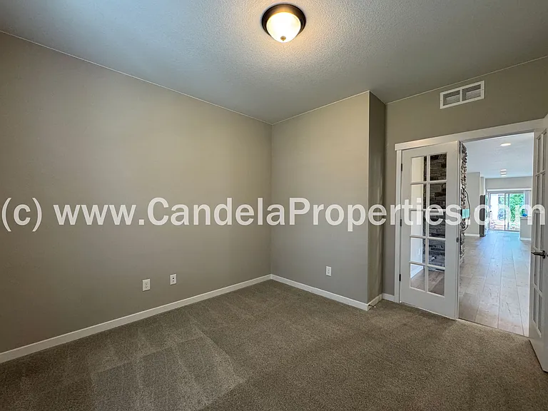 7618 Red River Way — Photo 32