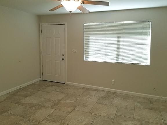 2nd image of 1050 W 5th St APT 2