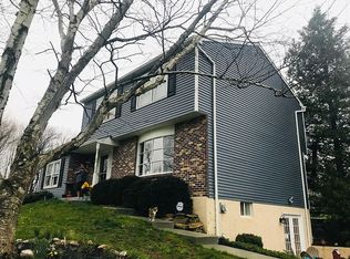 11 Landover Rd, Coatesville, PA 19320