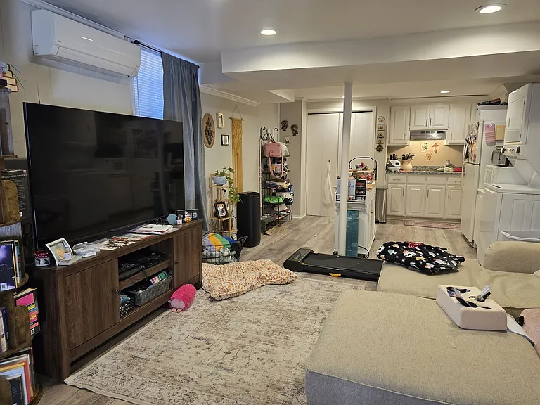 282 Le Bon Rd #C — Photo 9