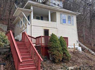 139 Cliff St, Honesdale, PA 18431